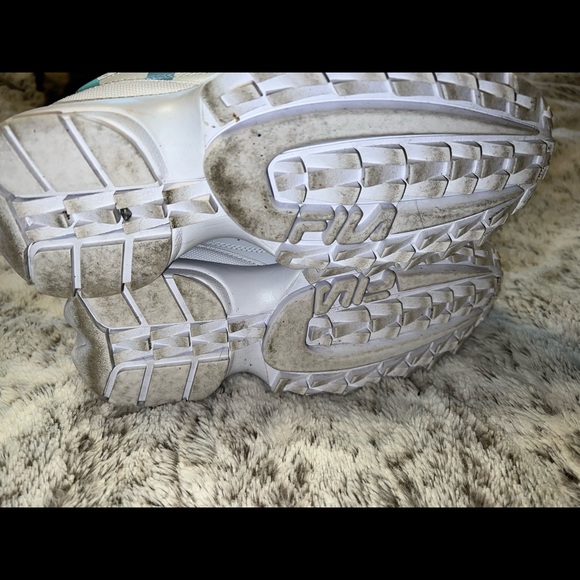 Limited Edition Filas - Picture 4 of 4